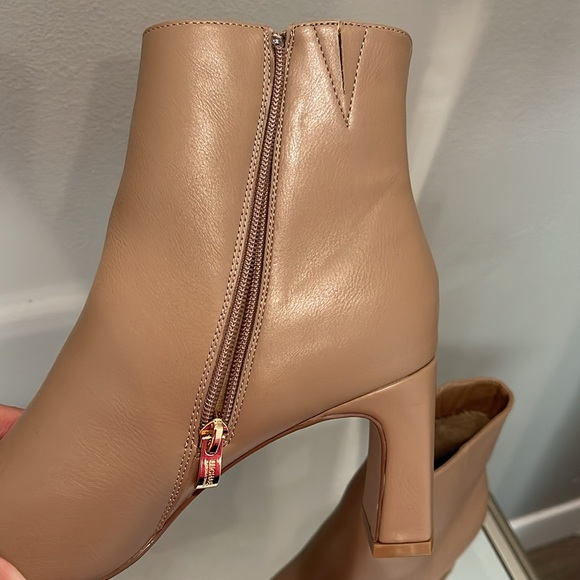 New Michael Shannon Taupe Brown Leather Boots - Picture 2 of 5